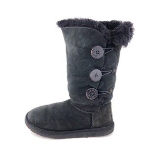UGG Bailey Button Triplet Sheepskin Winter Boots 6